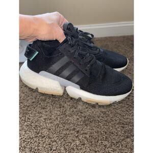 Adidas Pod s-3.1 women’s  sz. 7 core black sneaker. Fantastic pair & condition